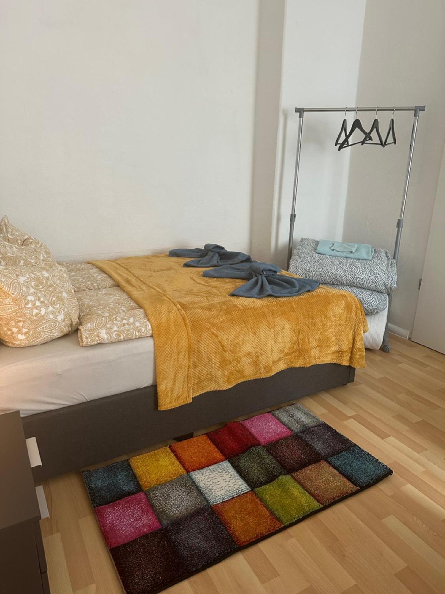 Helles Apartment Am Elberadweg マクデブルク エクステリア 写真